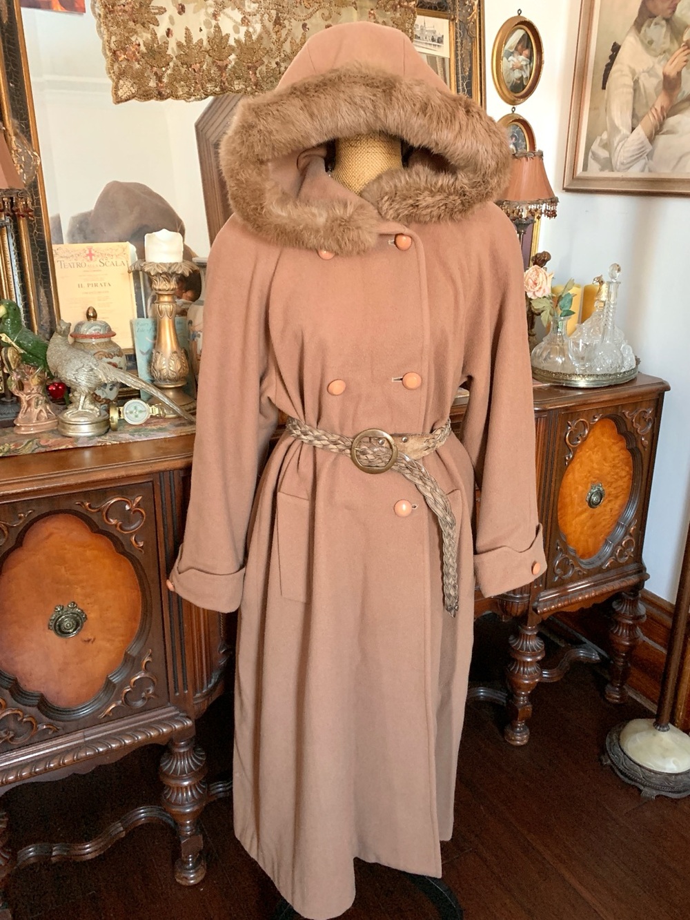 Vintage Boho Victorian-inspired European Wool Mix? Oversized Peacoat w Fur Hood